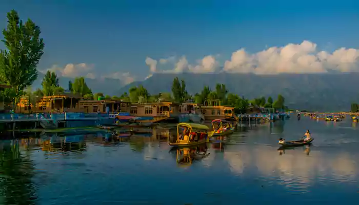 Visiting Kashmir? Here are a few things to remember