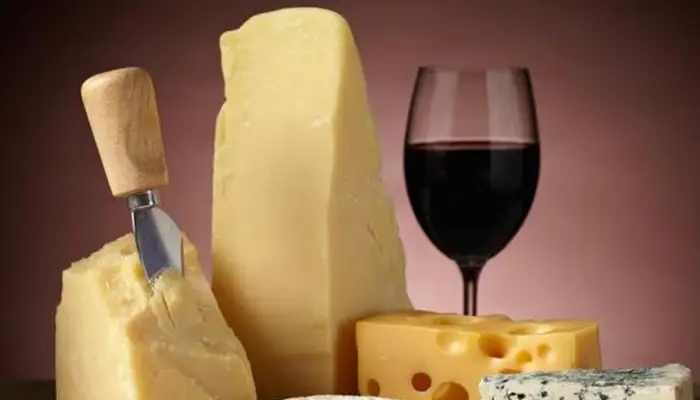 Food Pairing Guide: Matching Wine and Cheese Like a Pro