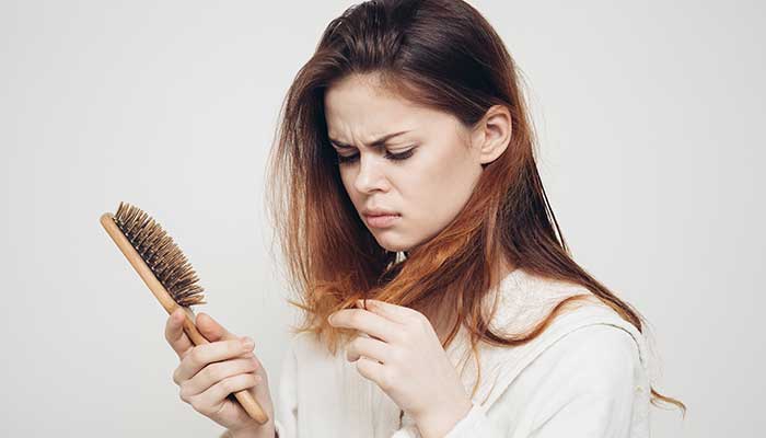 How to deal with hair flyaways
