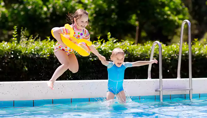 Six Essential Items You Should Always Pack For Your Toddler’s Swimming Classes