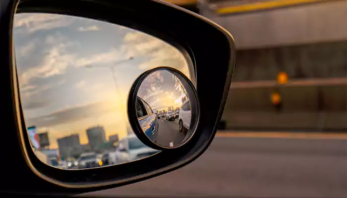why do we prefer a convex mirror in vehicles